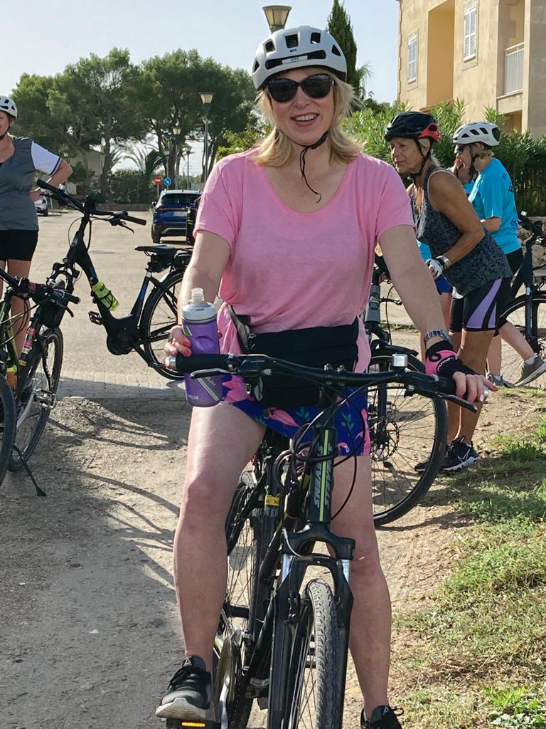 Cycling lady